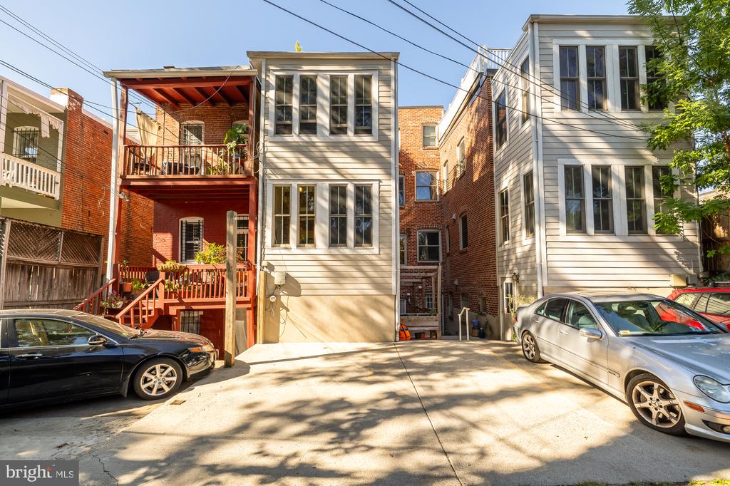 1720 Newton St NW #A