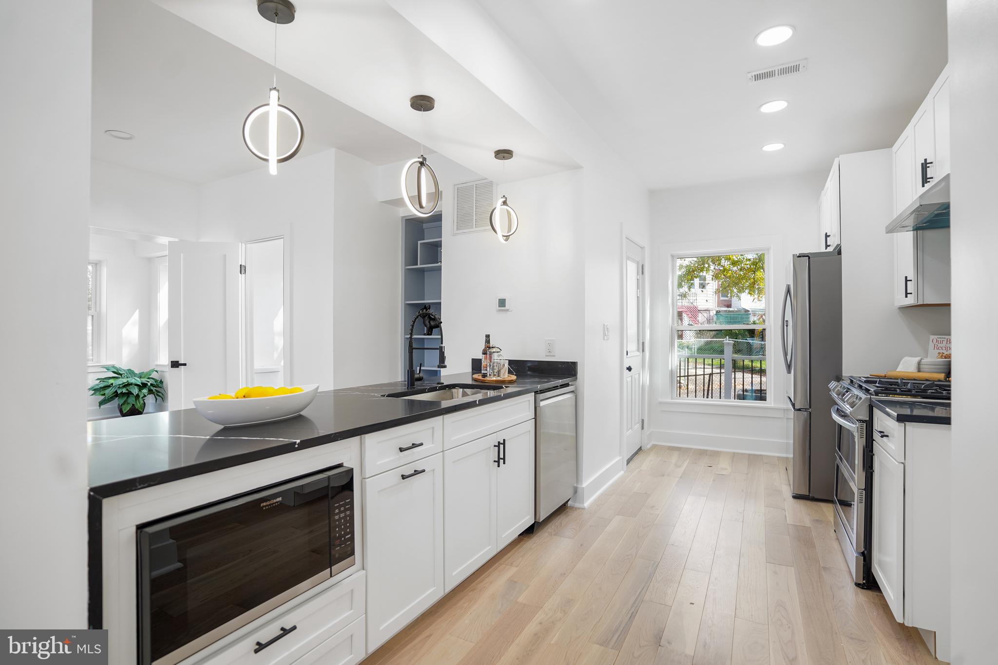 1303 Michigan Ave NE