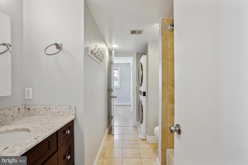 2600 SHERMAN AVE NW #301