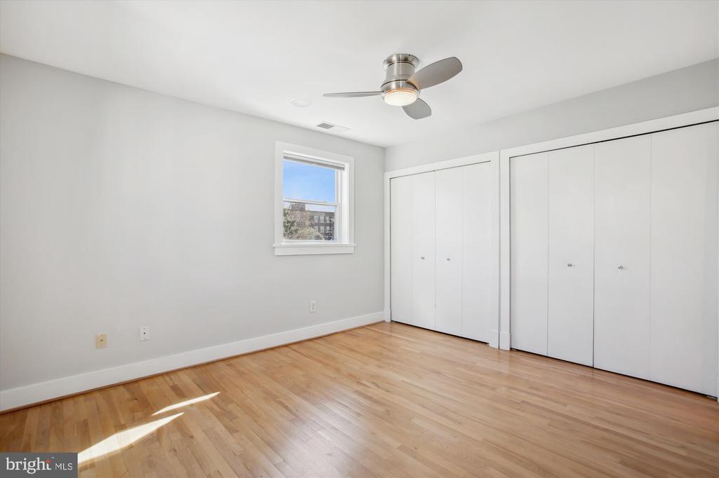 2600 SHERMAN AVE NW #301