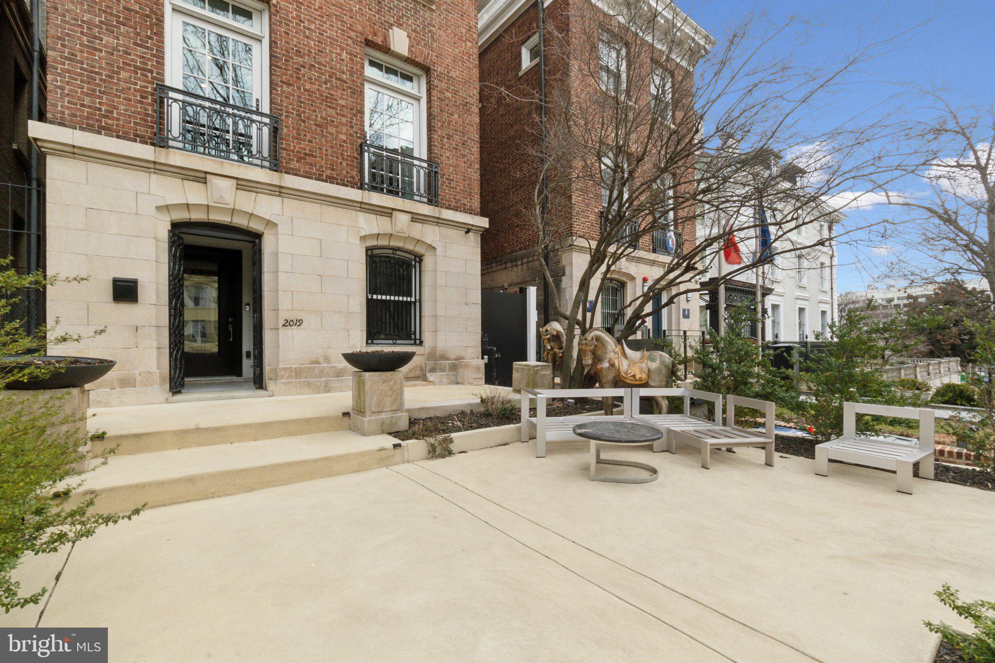 2019 Connecticut Ave NW