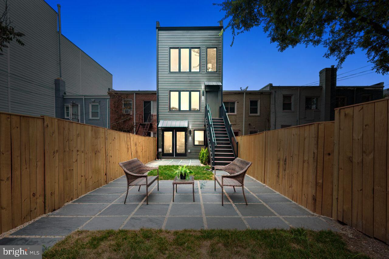 771 18TH STREET NE A