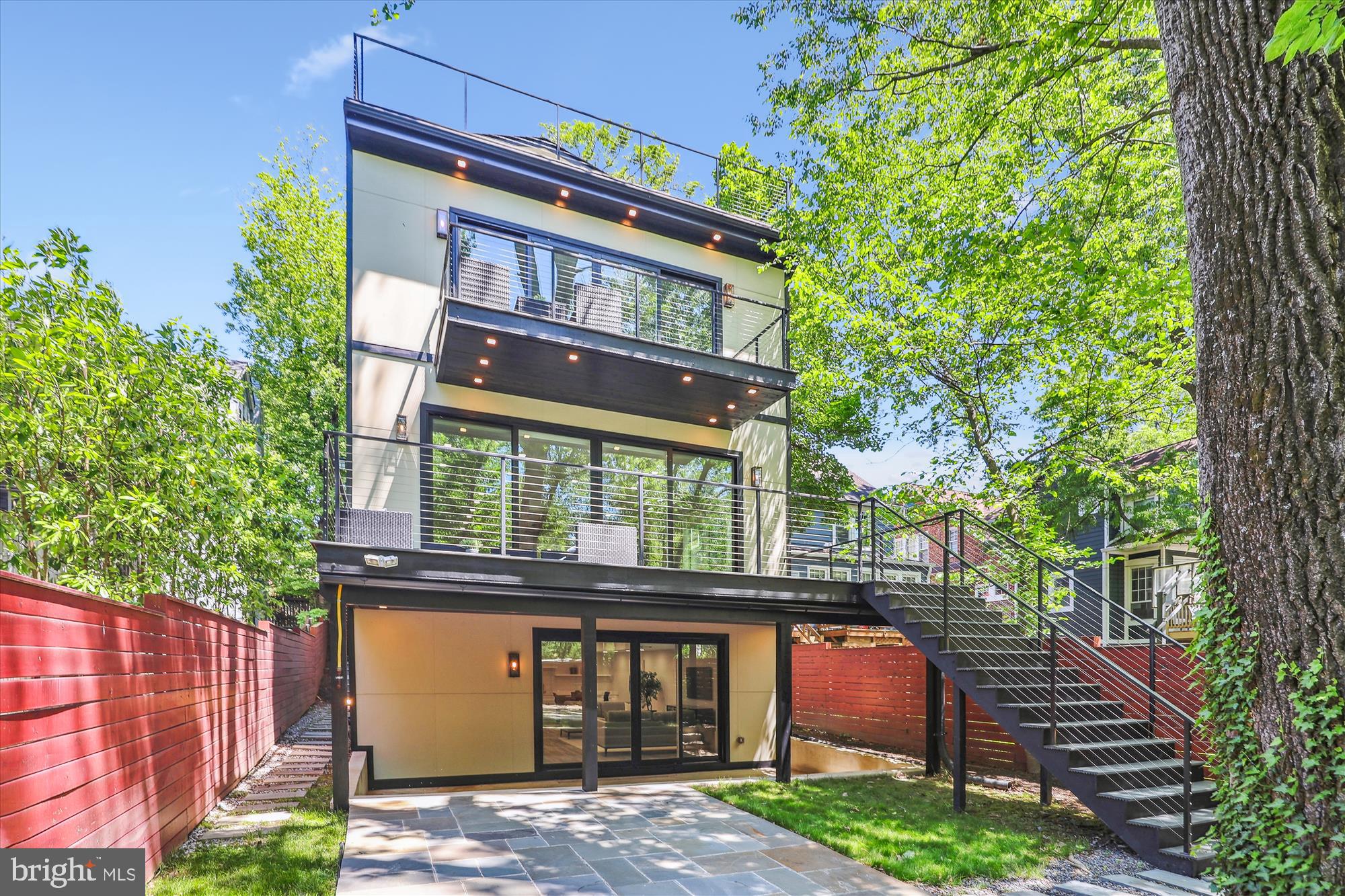 5706 NEVADA AVENUE NW