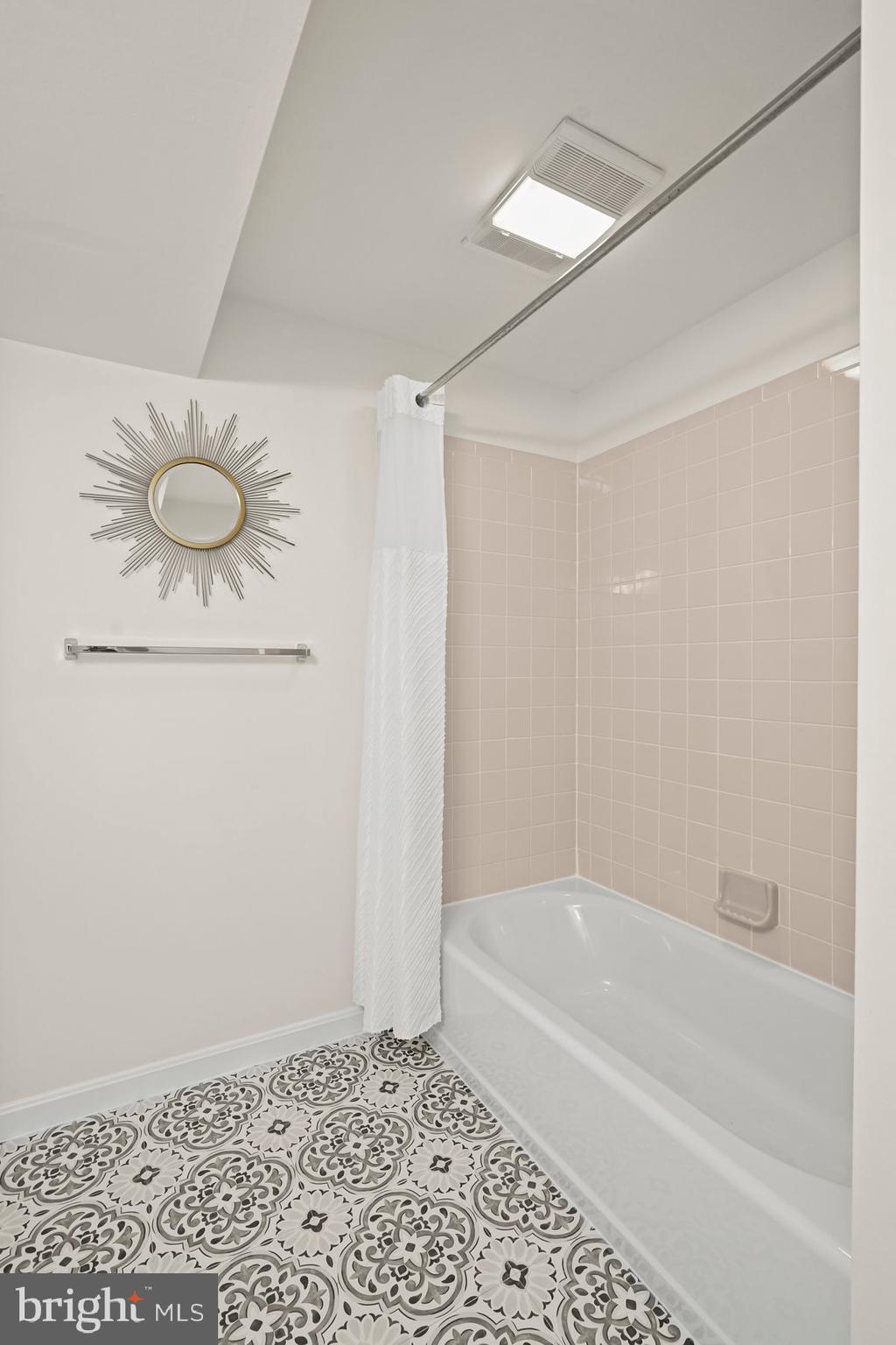 2833 NORTHAMPTON STREET NW