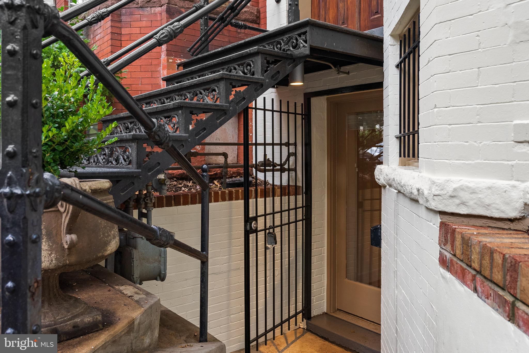 1762 CHURCH STREET NW