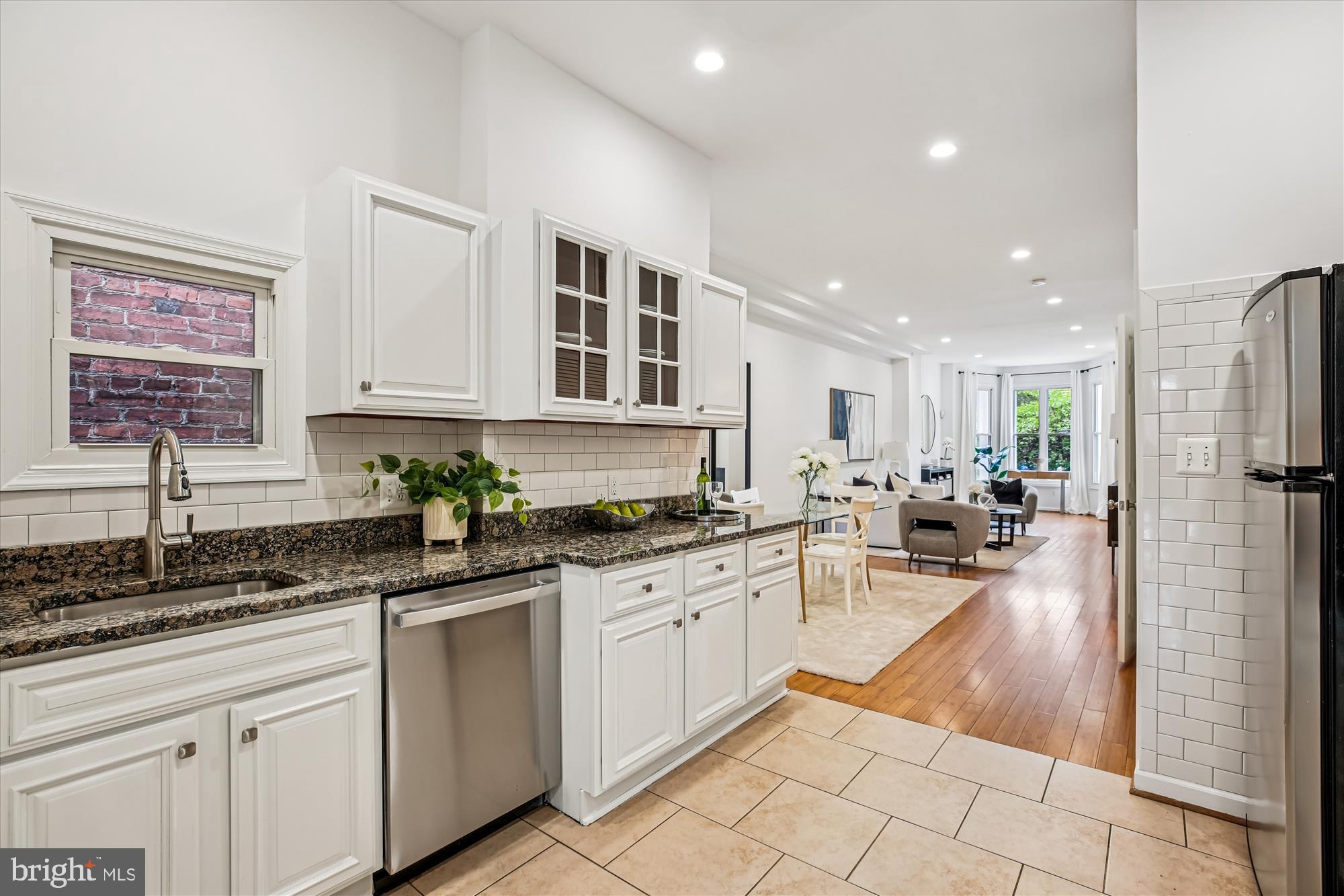13 R STREET NE 1