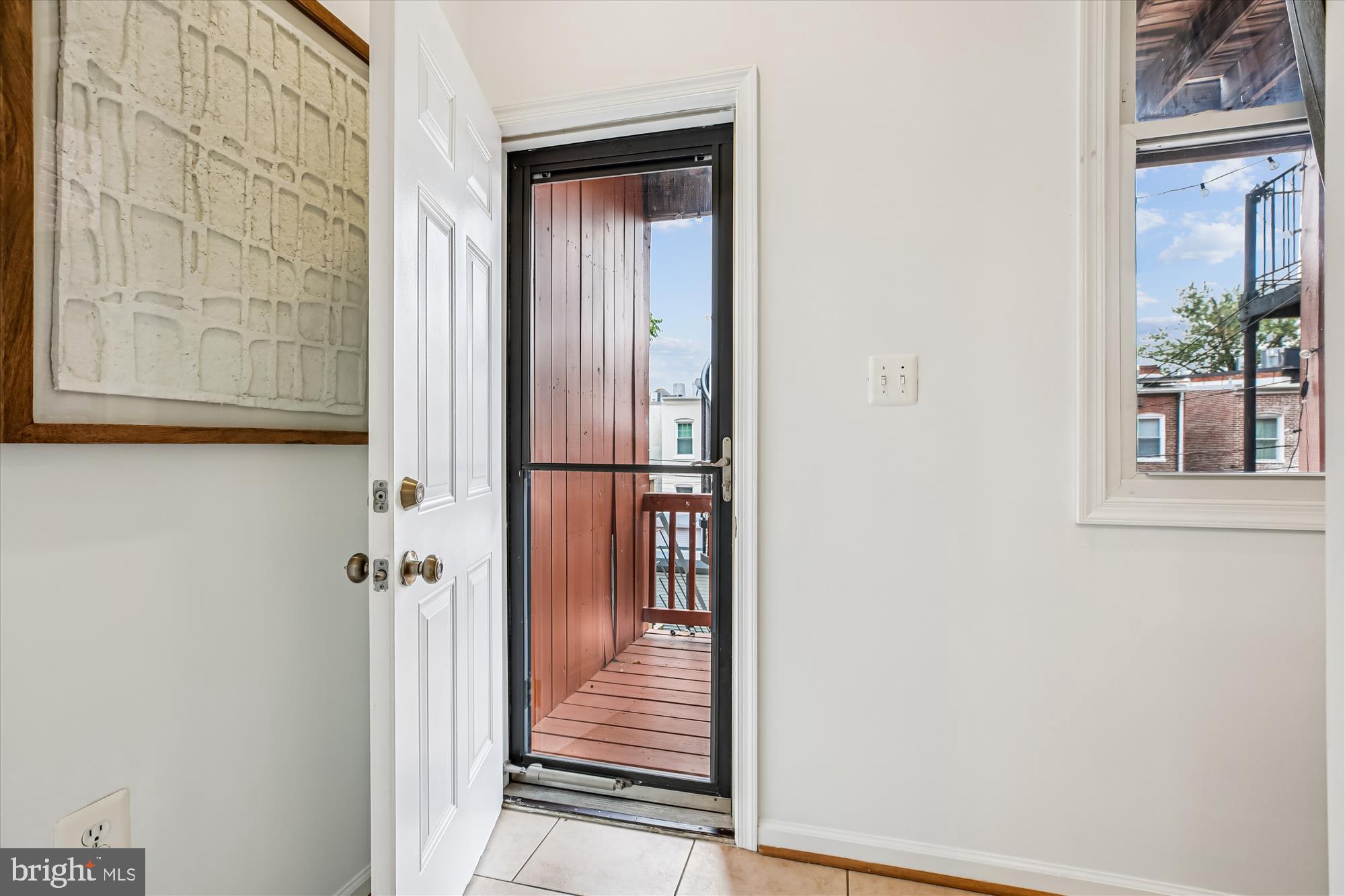 13 R STREET NE 1