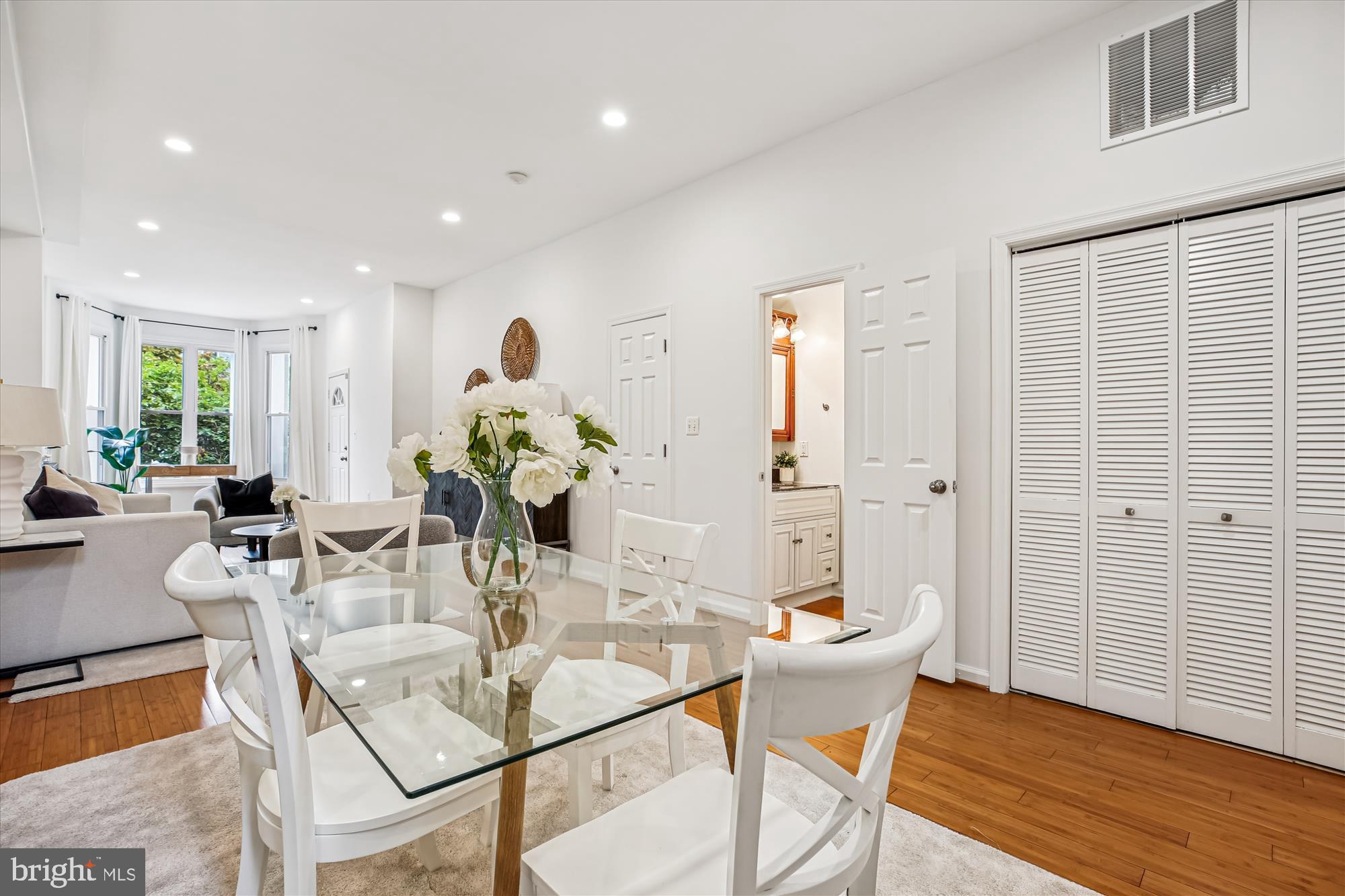 13 R STREET NE 1