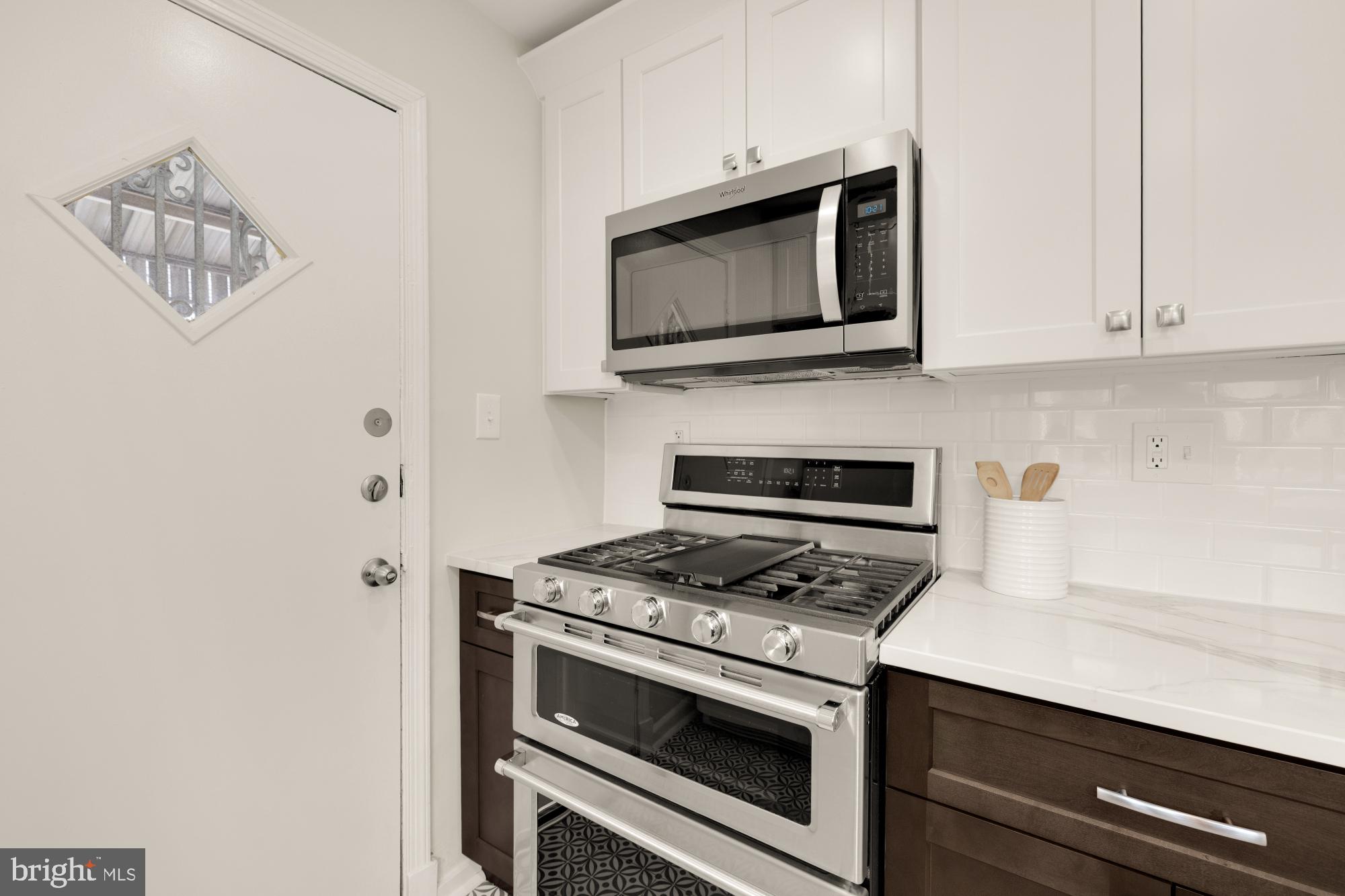 88 SHERIDAN STREET NE