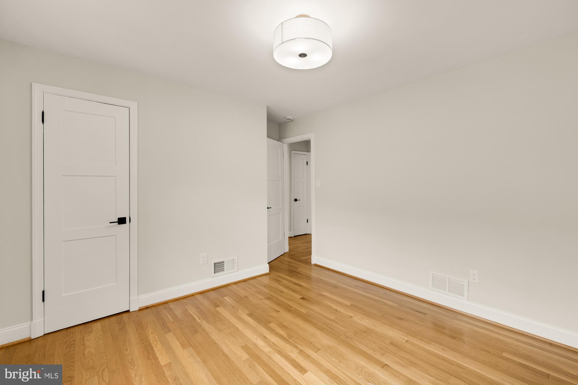 88 SHERIDAN STREET NE