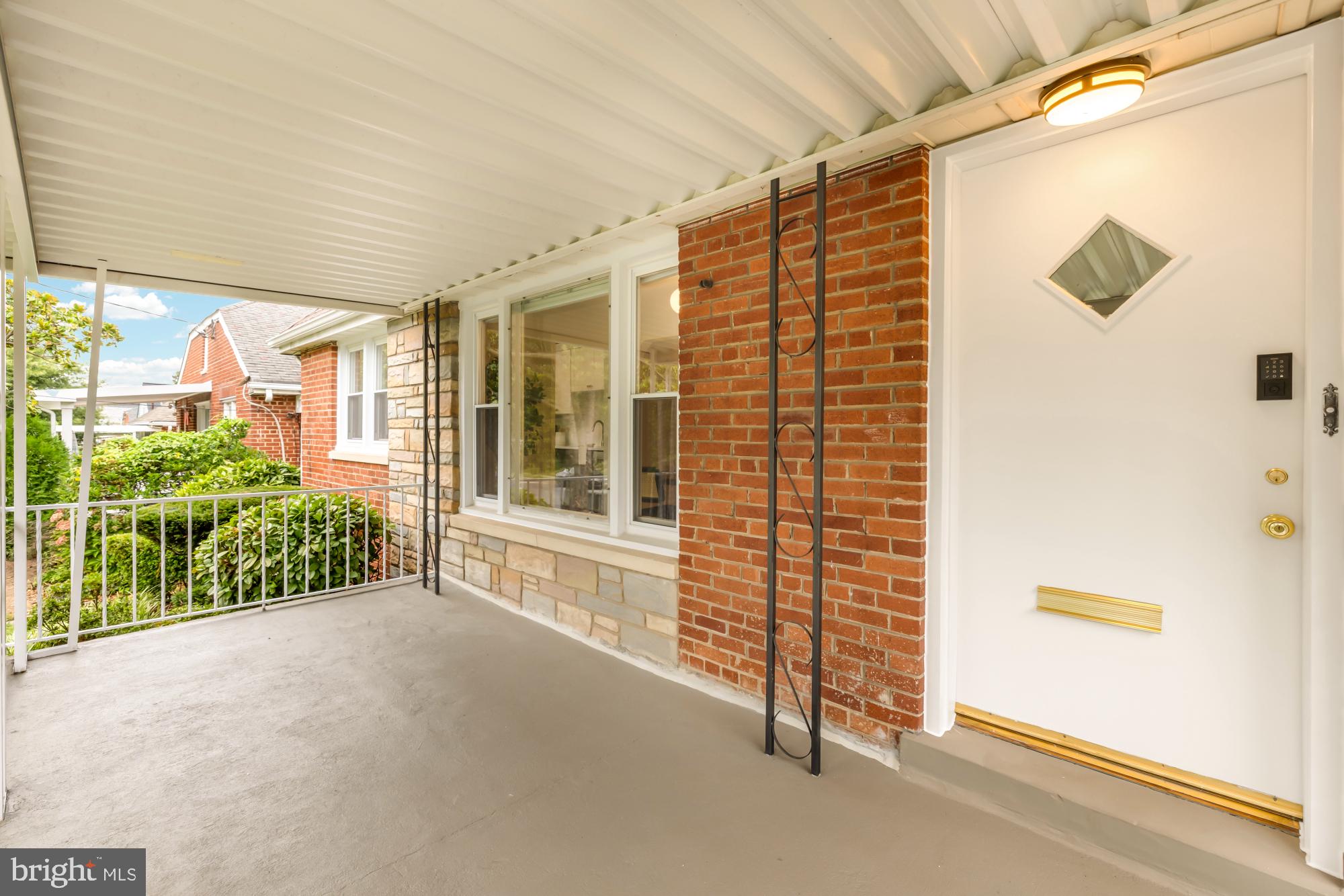 88 SHERIDAN STREET NE