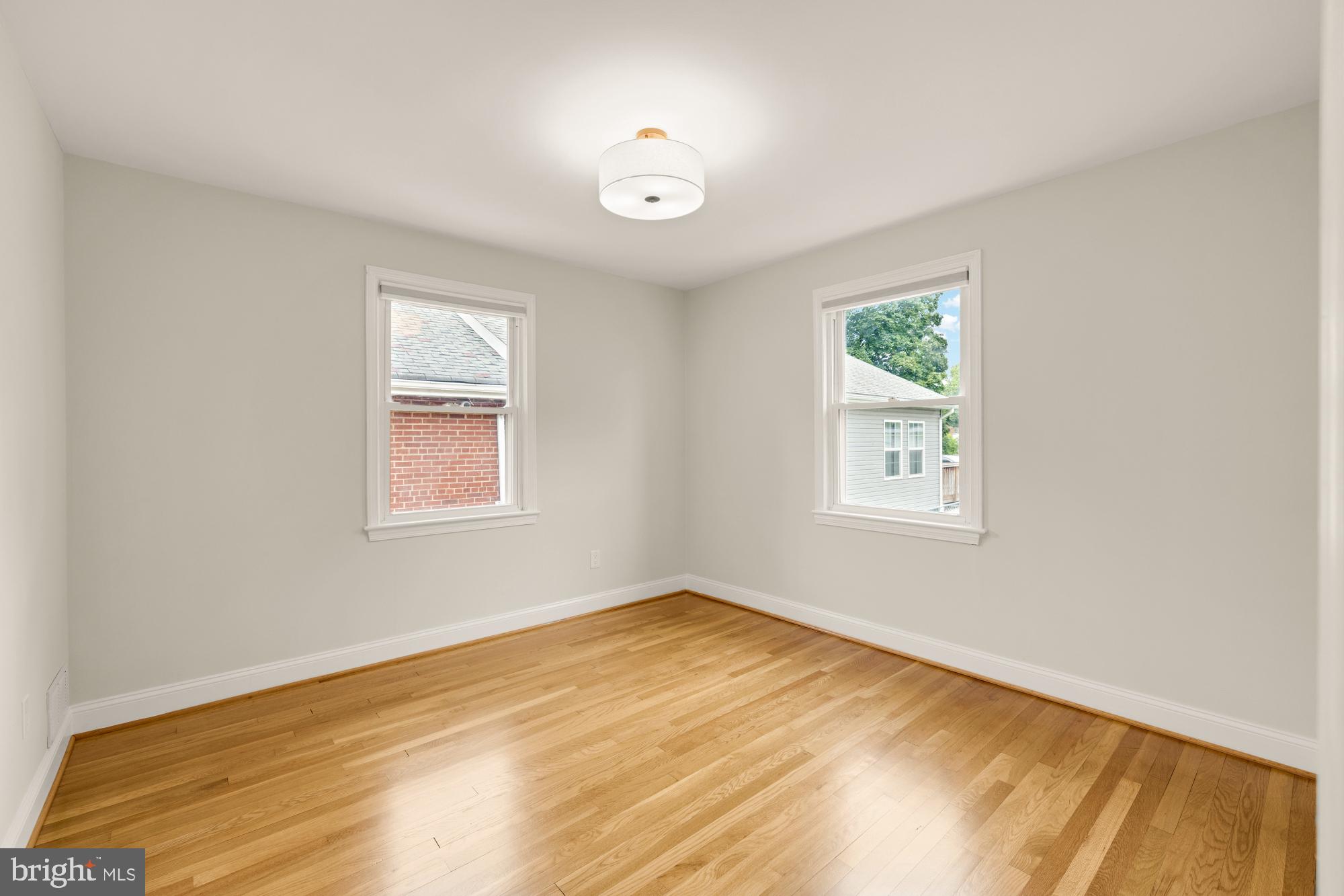 88 SHERIDAN STREET NE