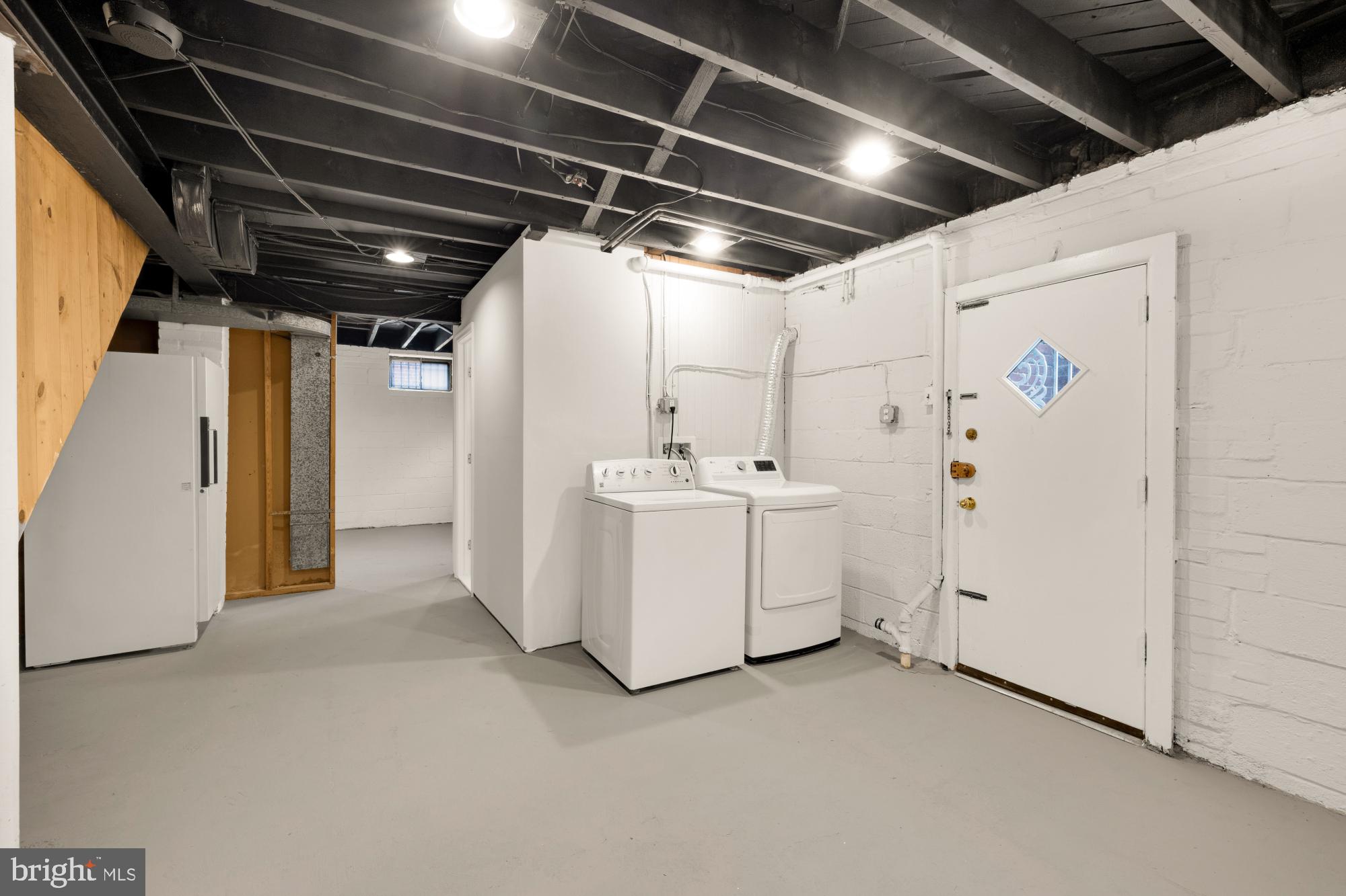 88 SHERIDAN STREET NE