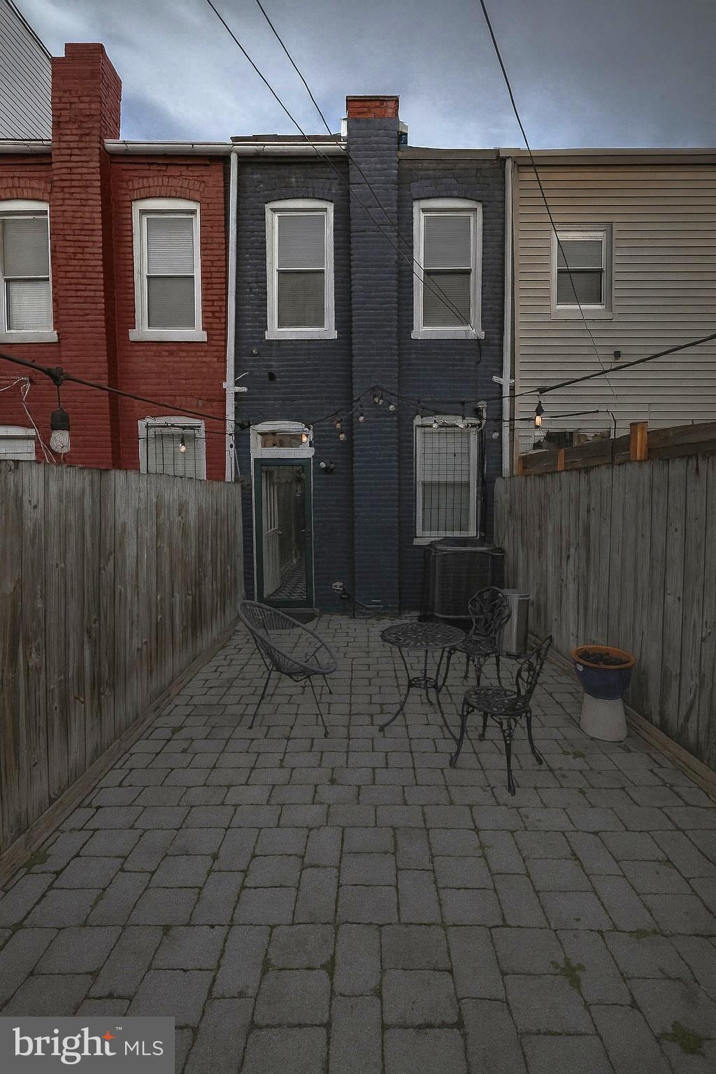 1209 FLORIDA AVENUE NE