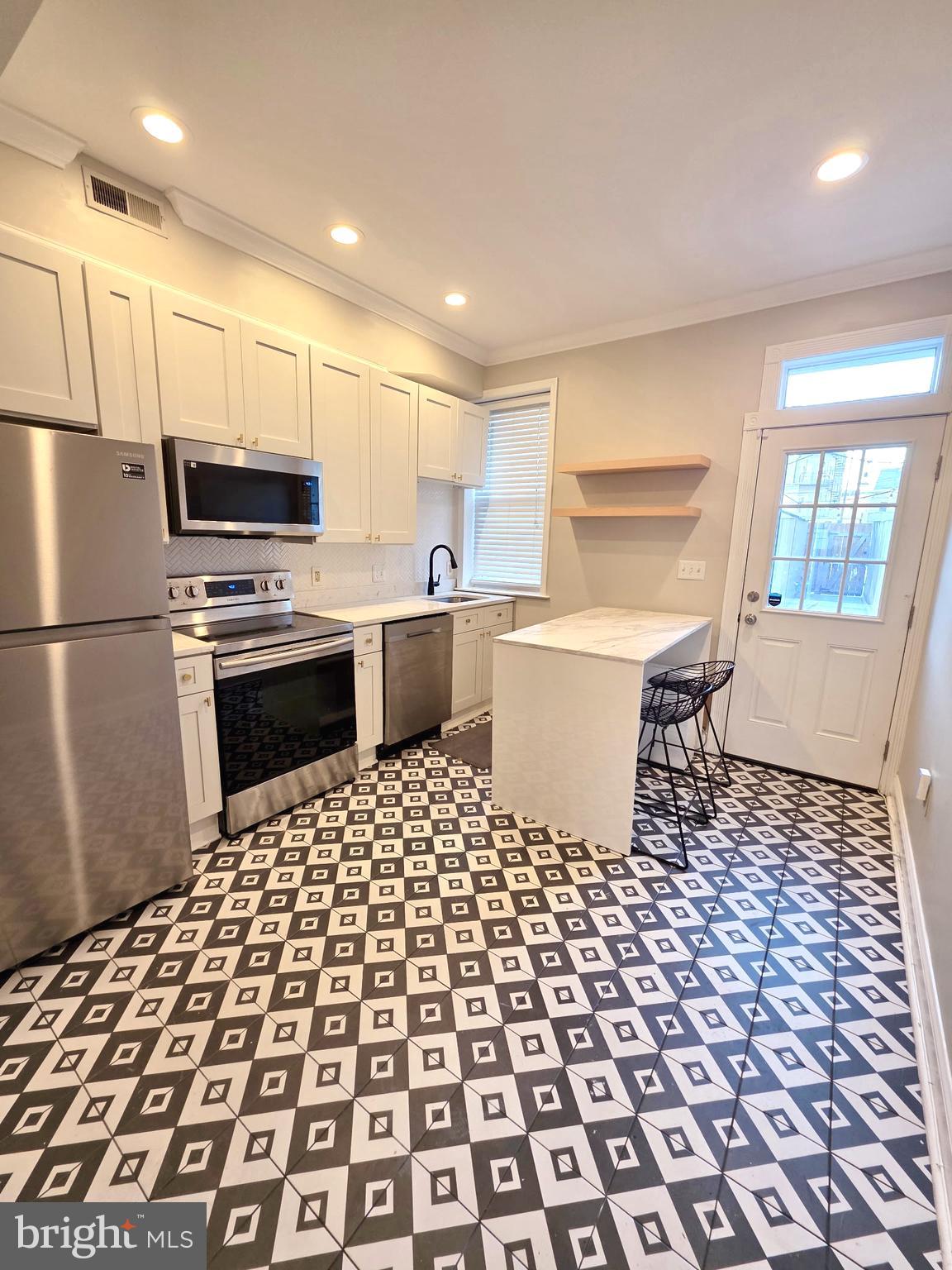 1209 FLORIDA AVENUE NE