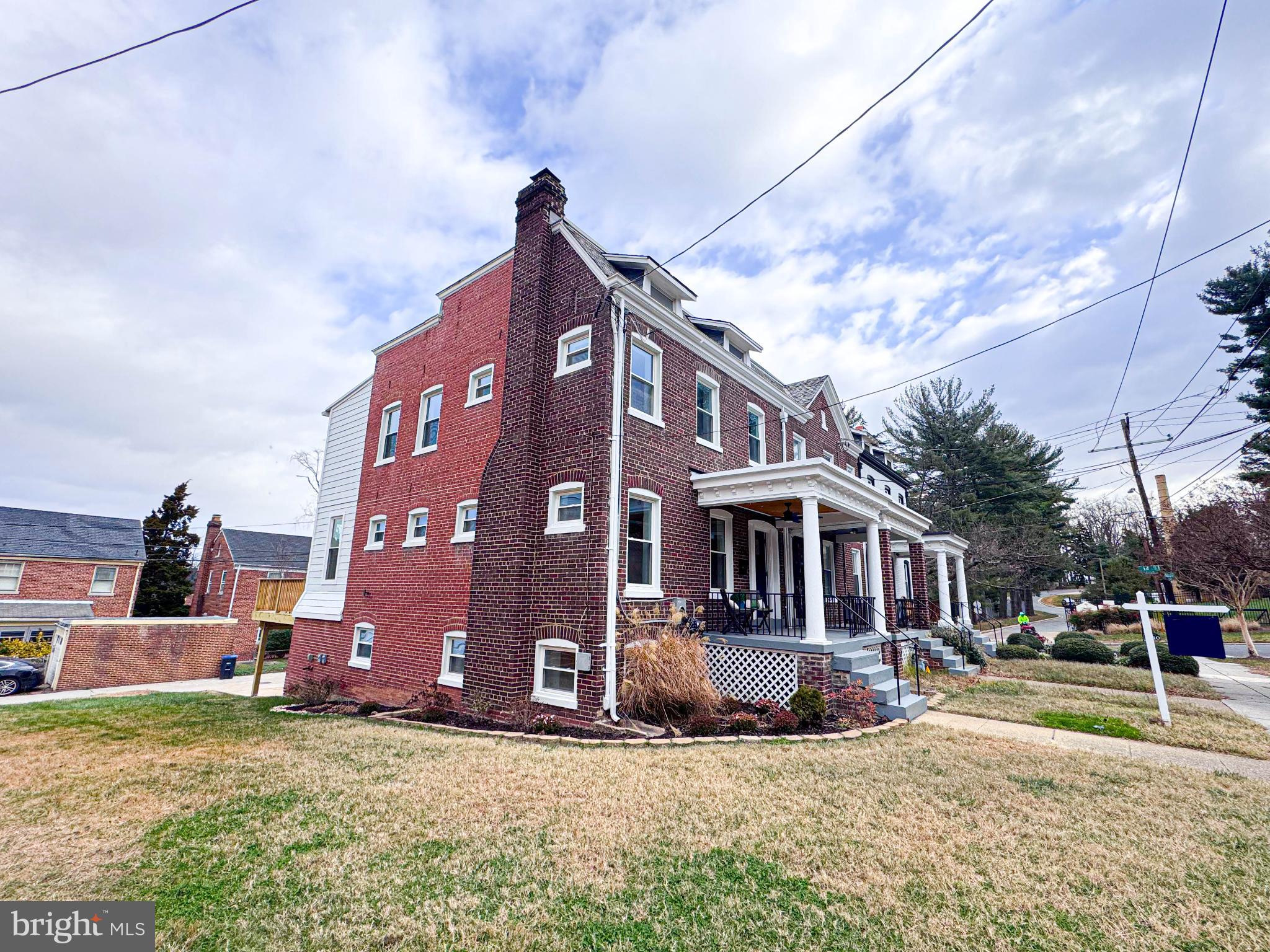 1336 RANDOLPH STREET NE