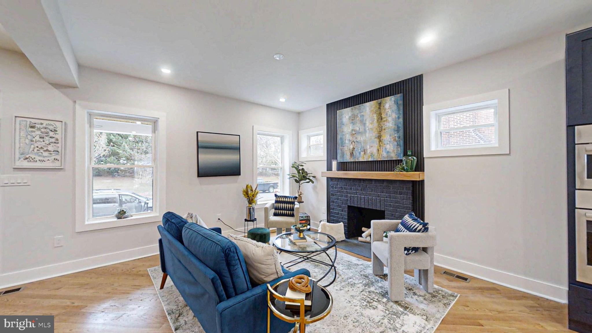 1336 RANDOLPH STREET NE