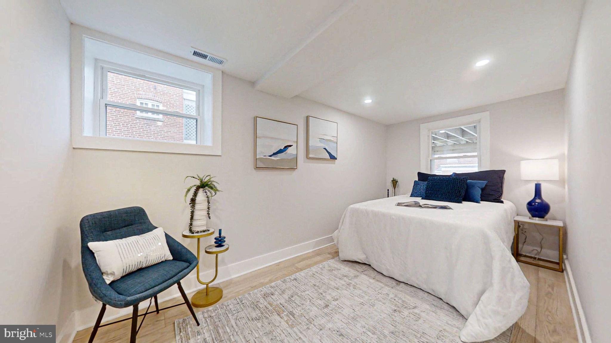 1336 RANDOLPH STREET NE