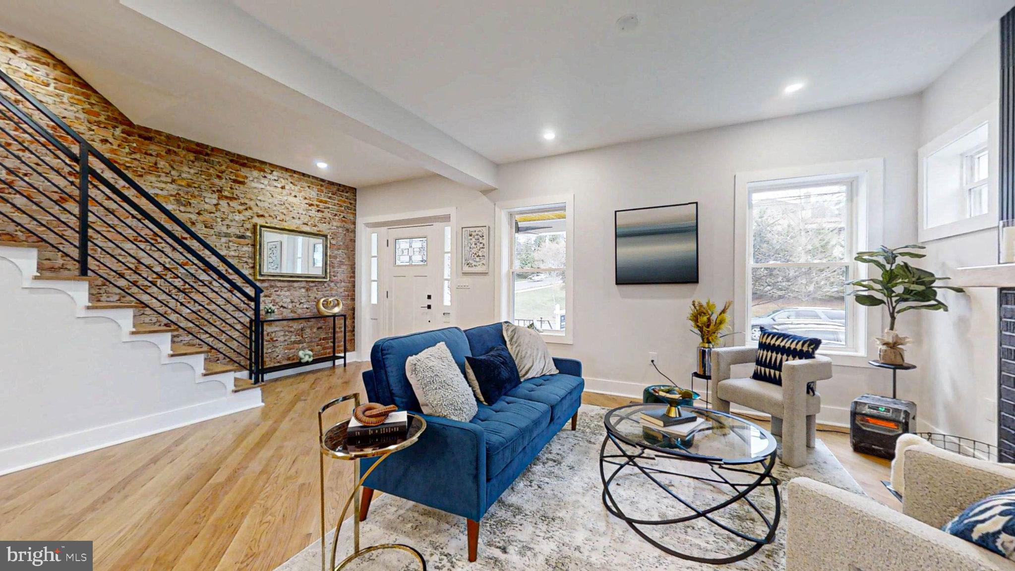 1336 RANDOLPH STREET NE