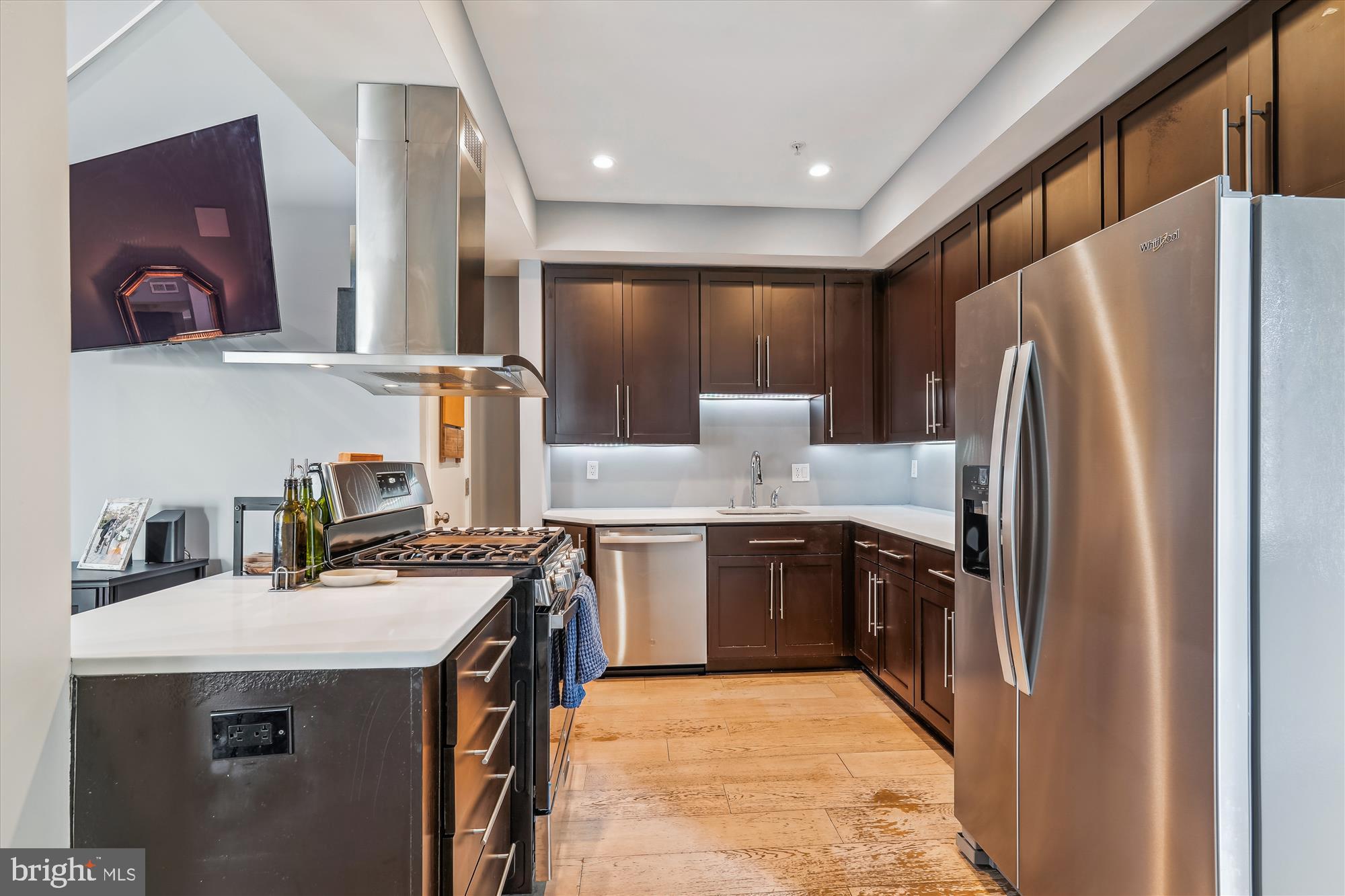 3240 HIATT PLACE NW 4