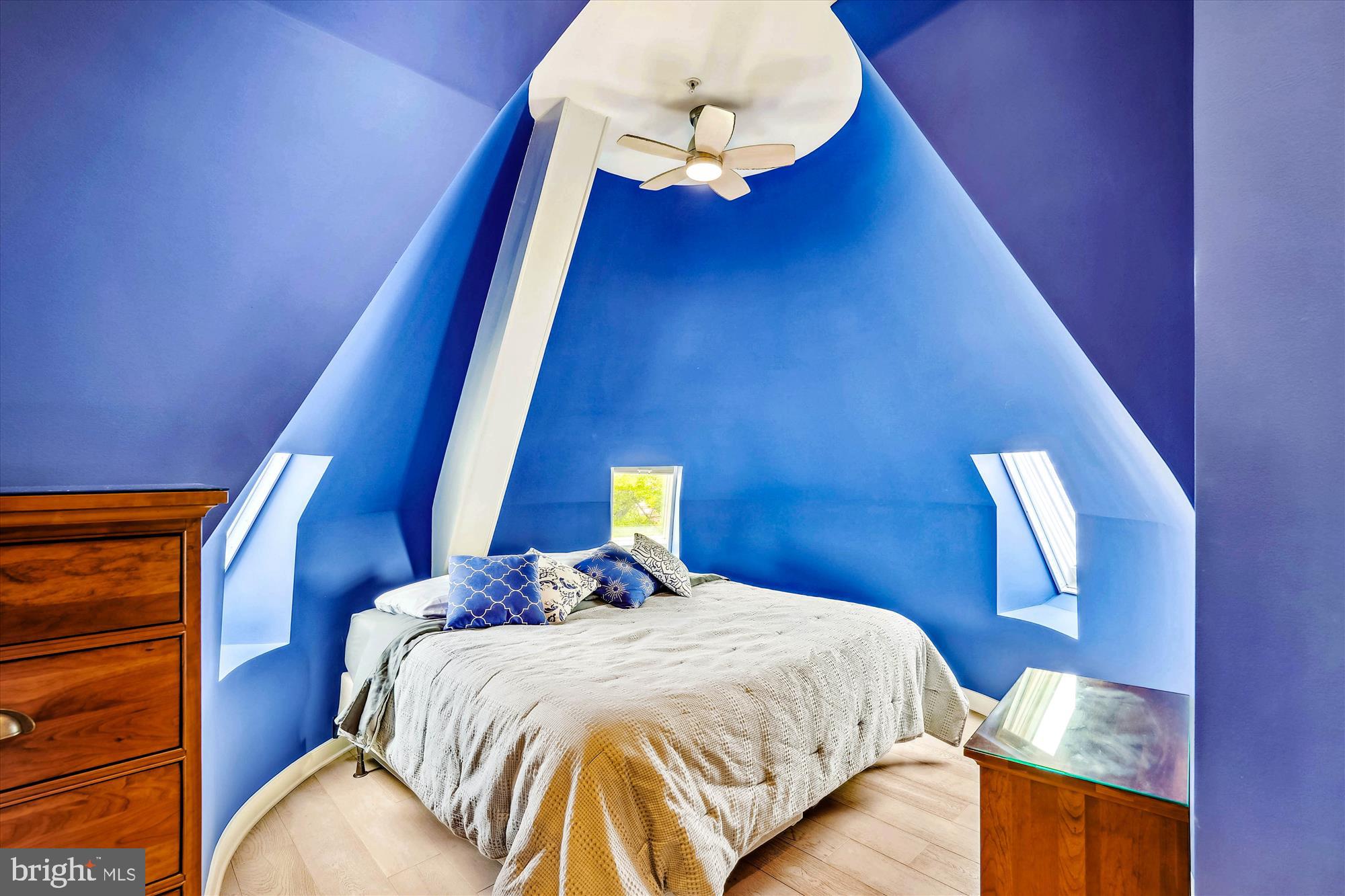 3240 HIATT PLACE NW 4