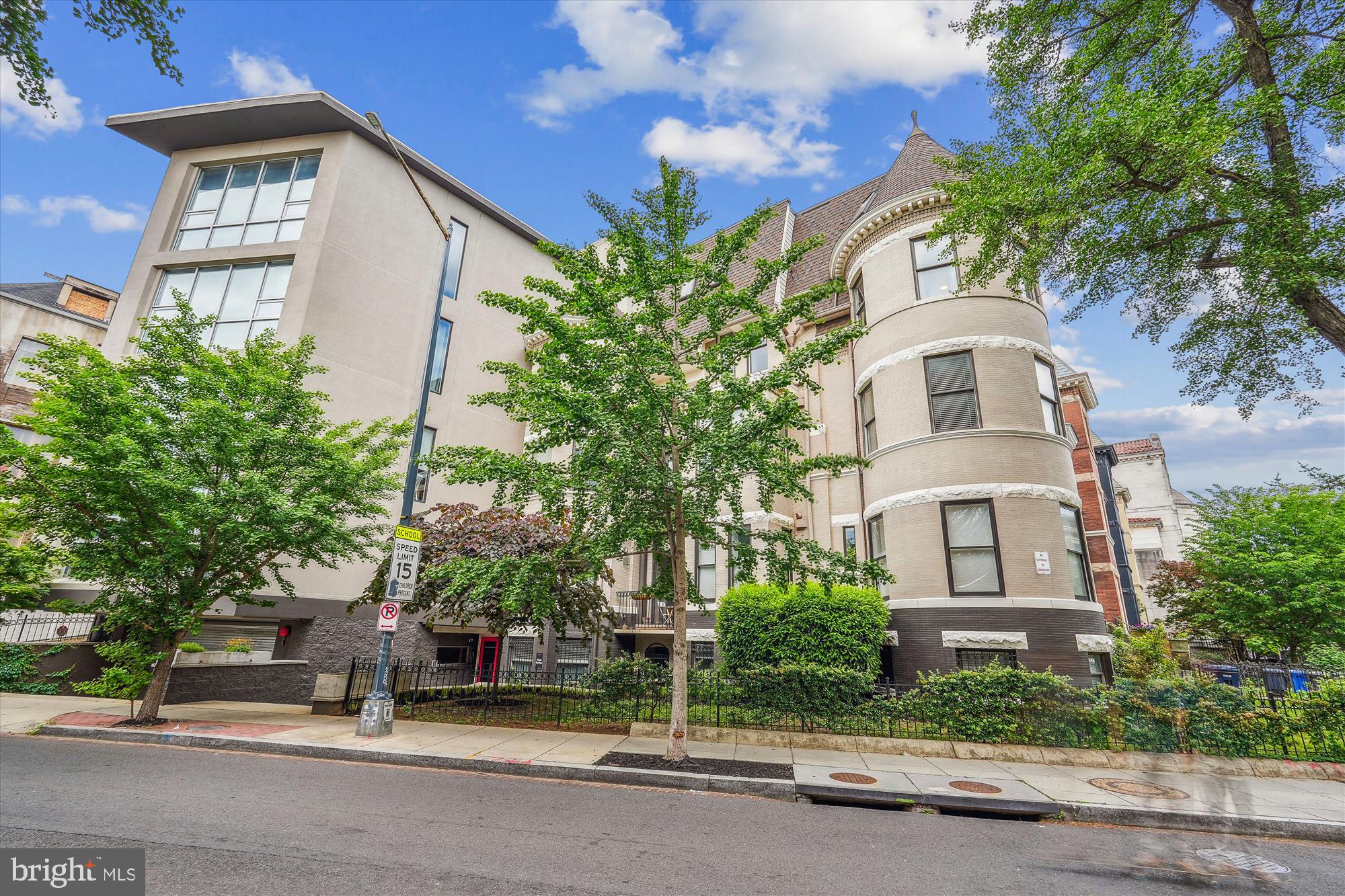 3240 HIATT PLACE NW 4