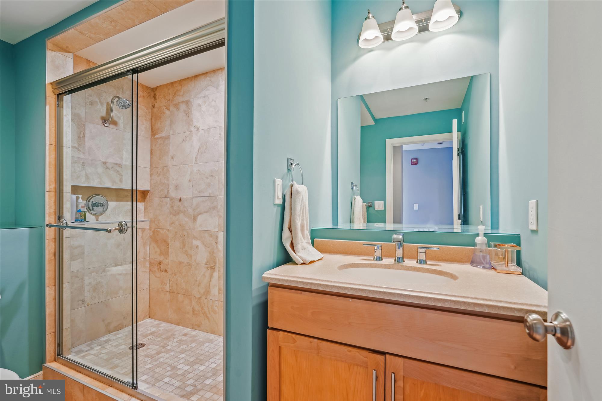 3240 HIATT PLACE NW 4