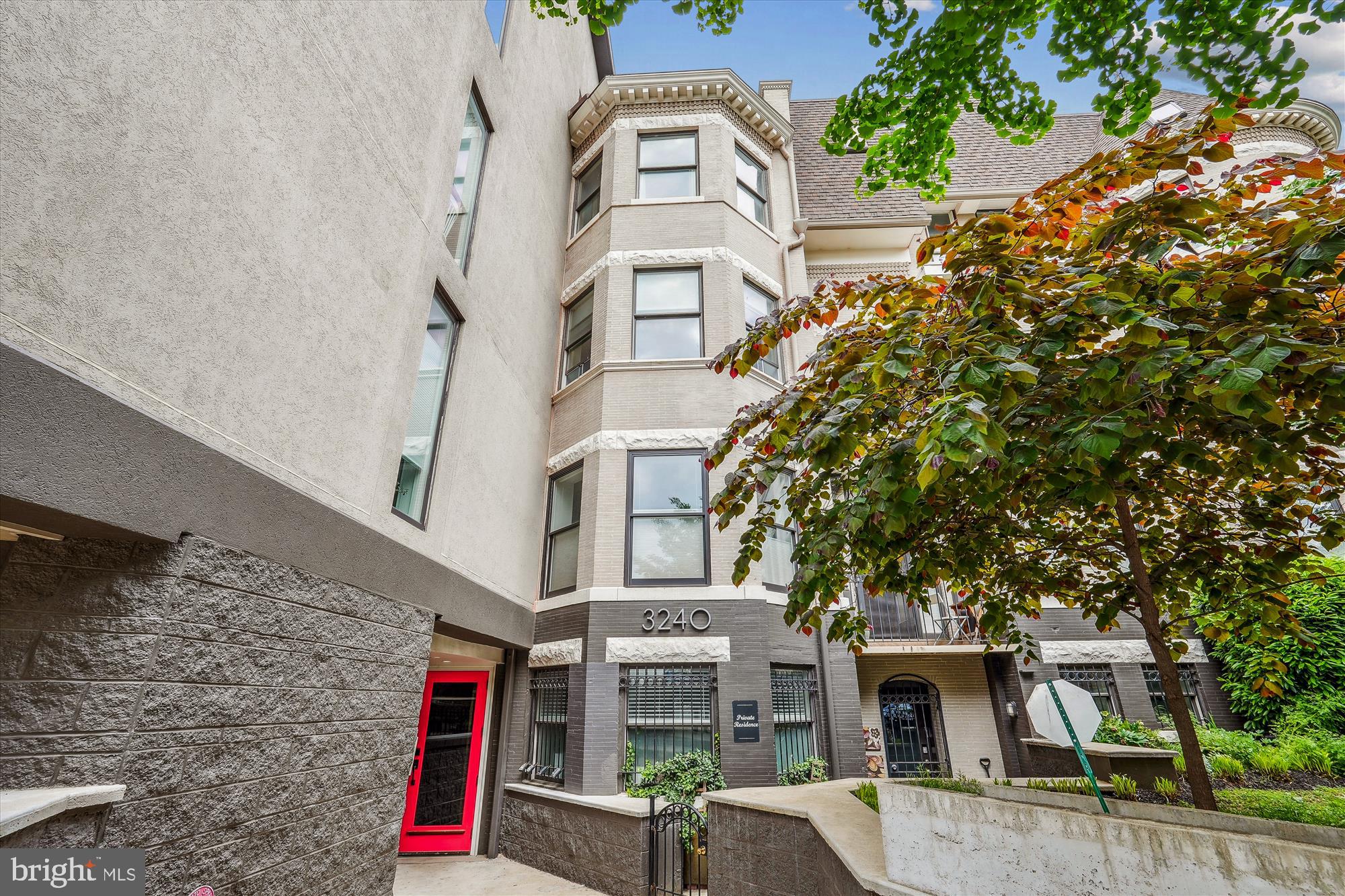 3240 HIATT PLACE NW 4