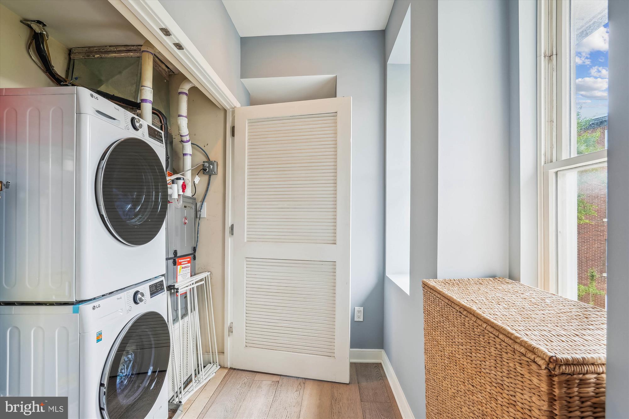 3240 HIATT PLACE NW 4