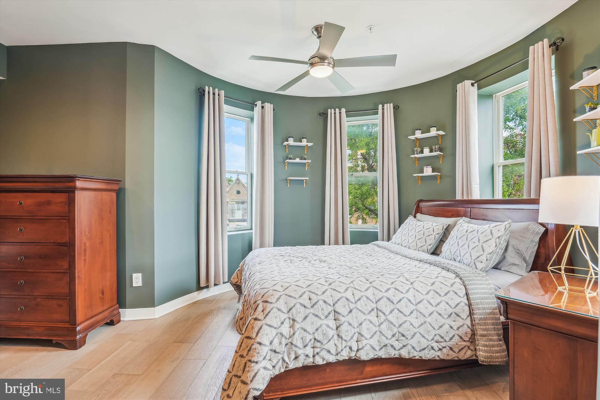 3240 HIATT PLACE NW 4