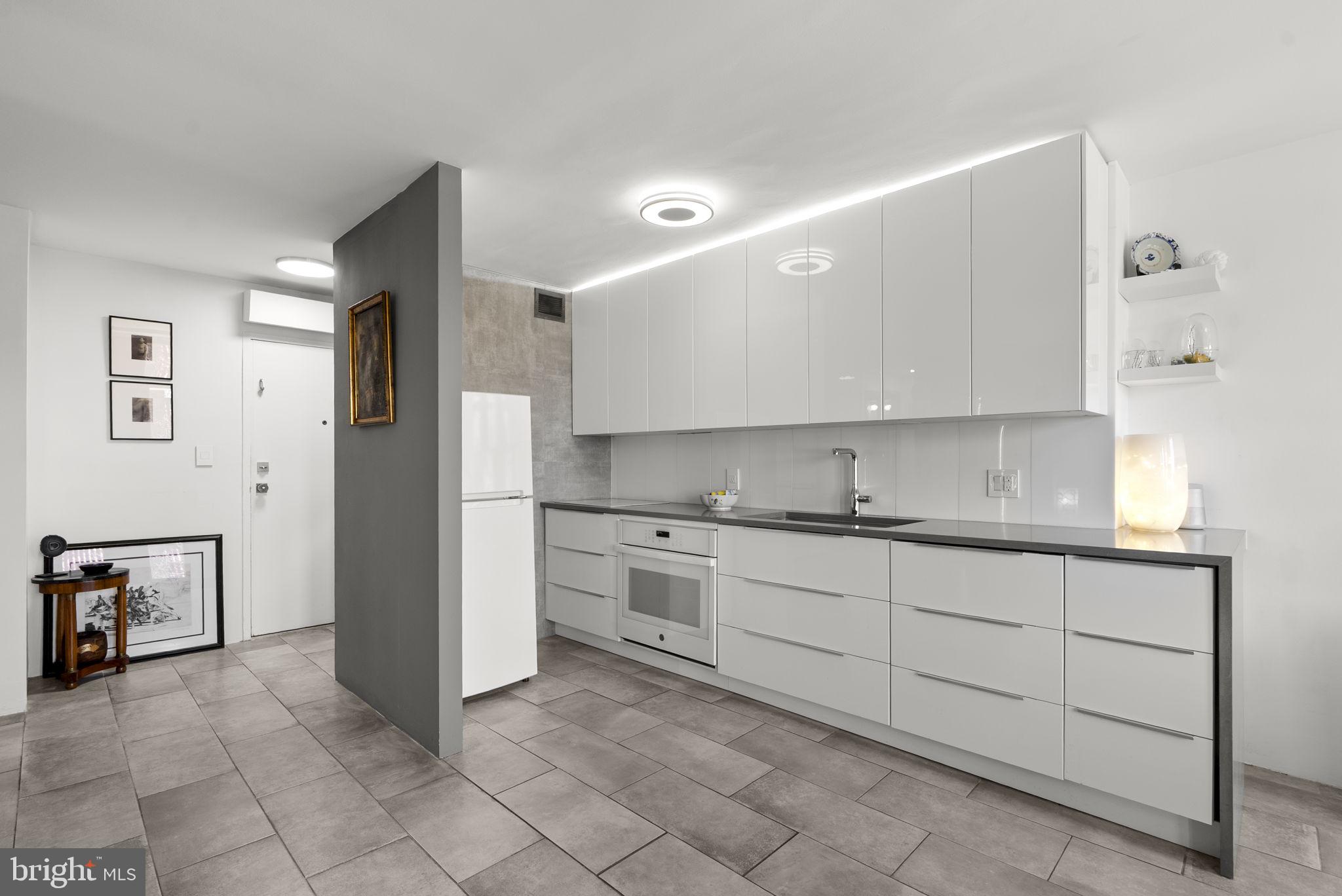 2800 WISCONSIN AVENUE NW 304