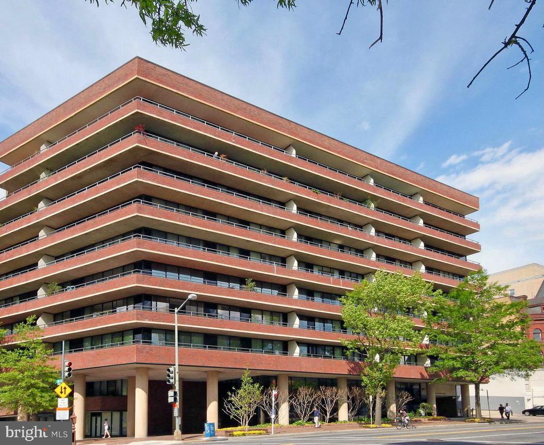 2555 PENNSYLVANIA AVENUE NW 807