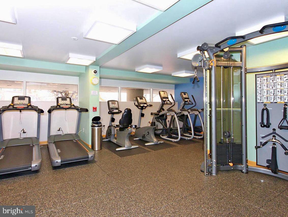 2555 PENNSYLVANIA AVENUE NW 807