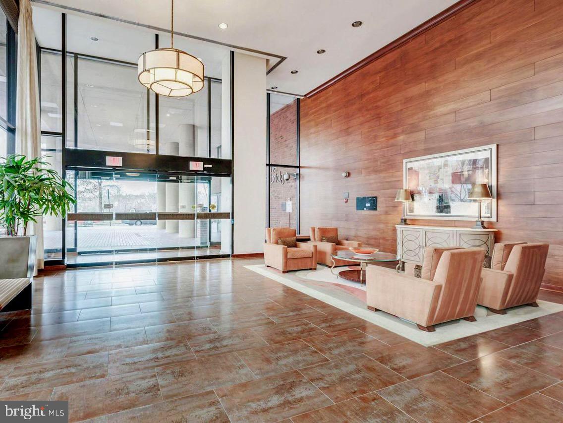 2555 PENNSYLVANIA AVENUE NW 807