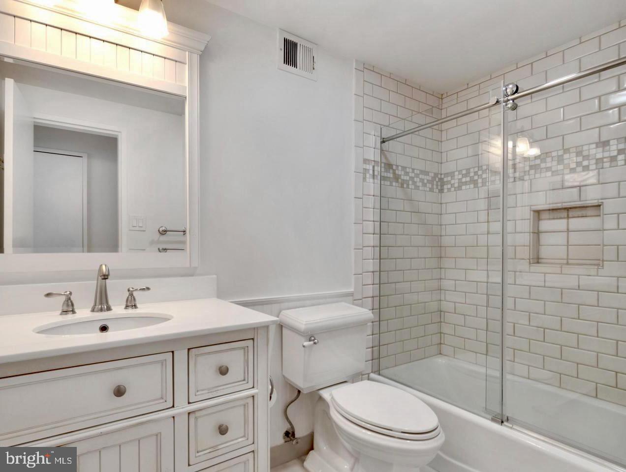 2555 PENNSYLVANIA AVENUE NW 807