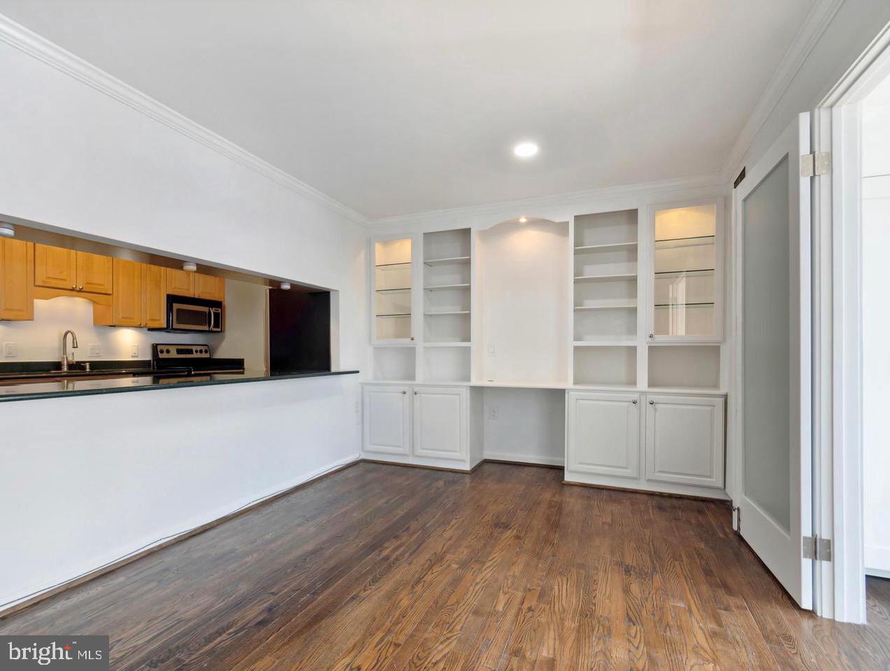 2555 PENNSYLVANIA AVENUE NW 807