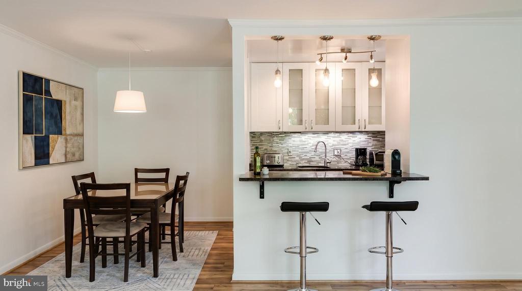 3033 NEW MEXICO AVENUE NW 306