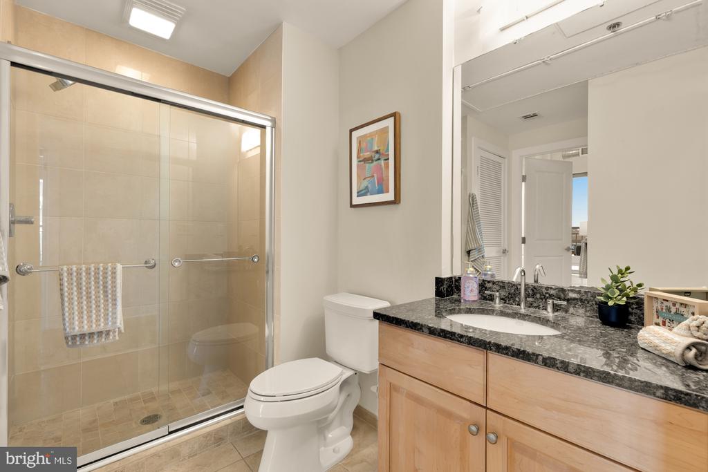 301 MASSACHUSETTS AVENUE NW Unit: 1103