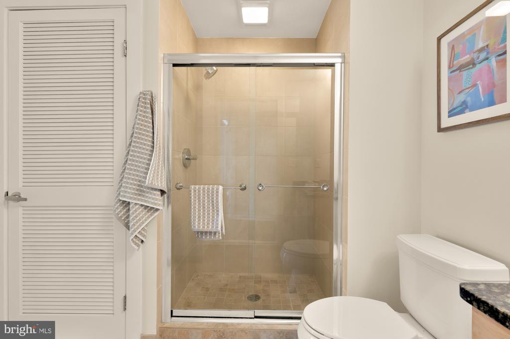 301 MASSACHUSETTS AVENUE NW Unit: 1103