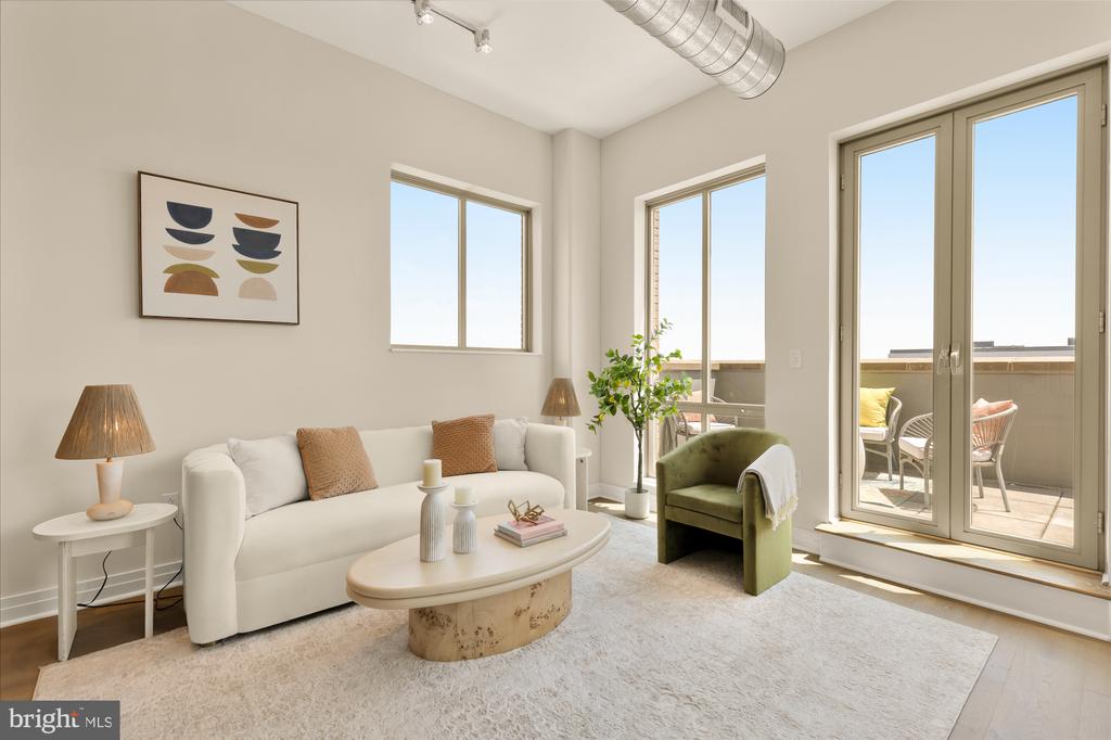 301 MASSACHUSETTS AVENUE NW Unit: 1103