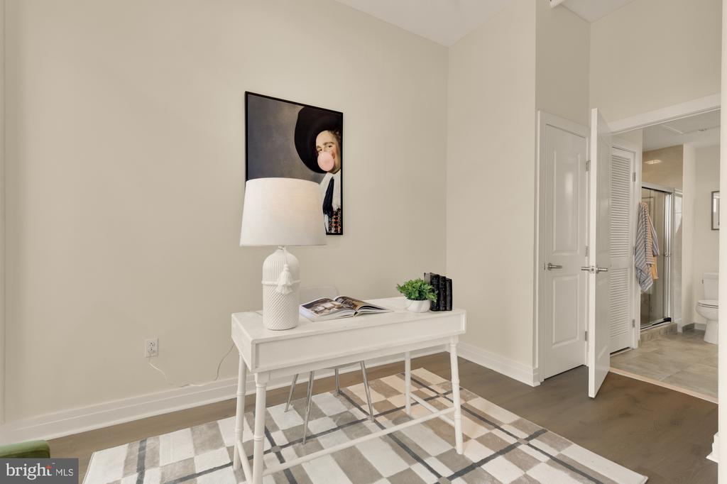 301 MASSACHUSETTS AVENUE NW Unit: 1103