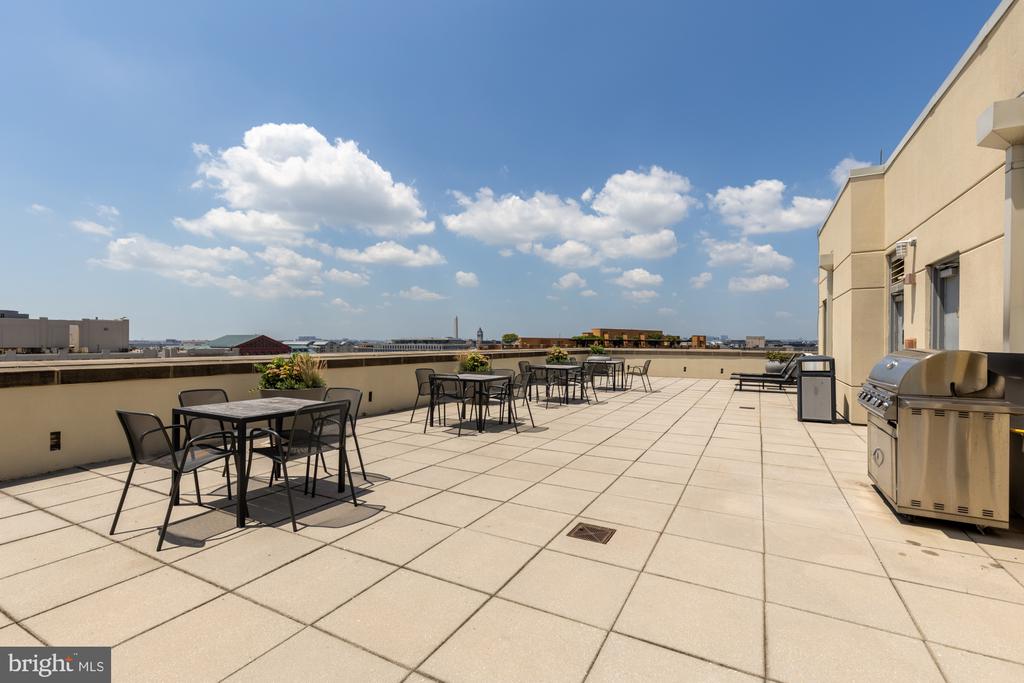 301 MASSACHUSETTS AVENUE NW Unit: 1103