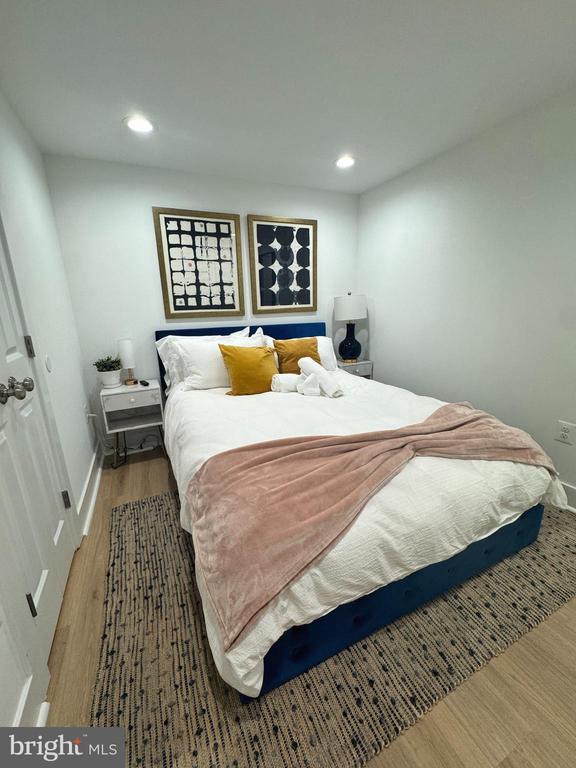 143 13TH STREET NE Unit: B