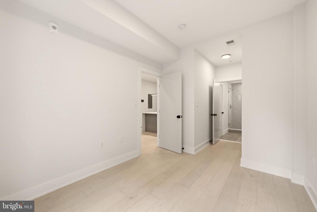 1471 HARVARD STREET NW Unit: 2