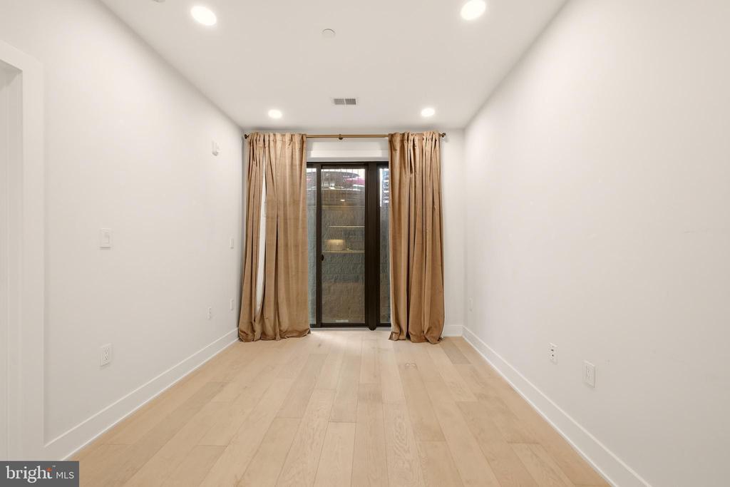 1471 HARVARD STREET NW Unit: 2
