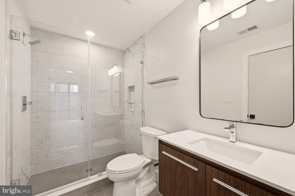 1471 HARVARD STREET NW Unit: 2