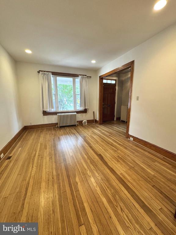3626 12TH STREET NE Unit: UPPER LEVEL