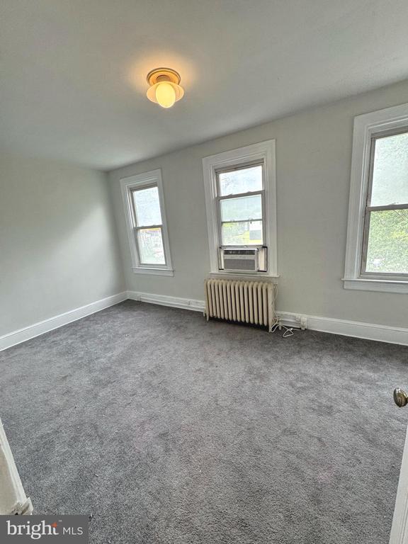3626 12TH STREET NE Unit: UPPER LEVEL