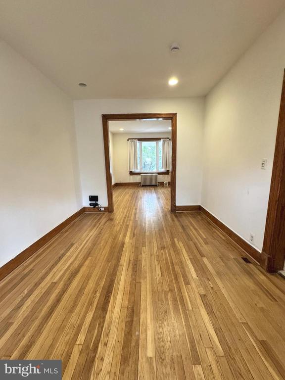 3626 12TH STREET NE Unit: UPPER LEVEL