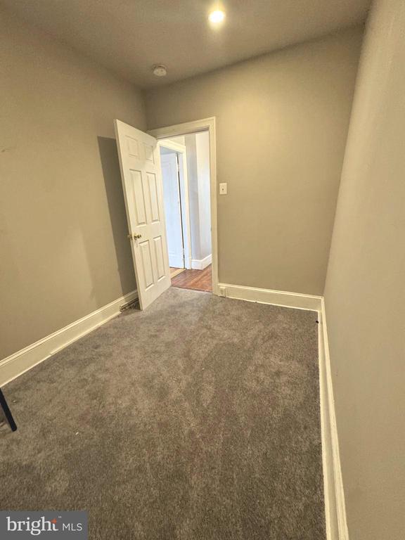 3626 12TH STREET NE Unit: UPPER LEVEL